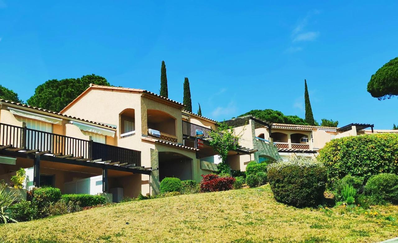Studio Bord De Mer Terrasse Vue Mer Piscine Apartment Sainte-Maxime Exterior foto