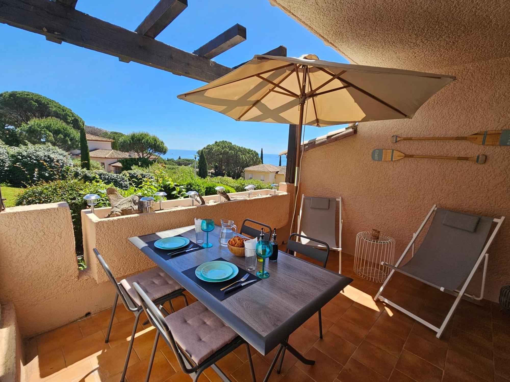 Studio Bord De Mer Terrasse Vue Mer Piscine Apartment Sainte-Maxime Exterior foto